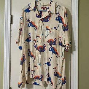 NWT- short sleeve flamingo button up
